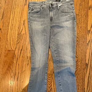 I’m selling women’s size 26 six skinny jeans for $215